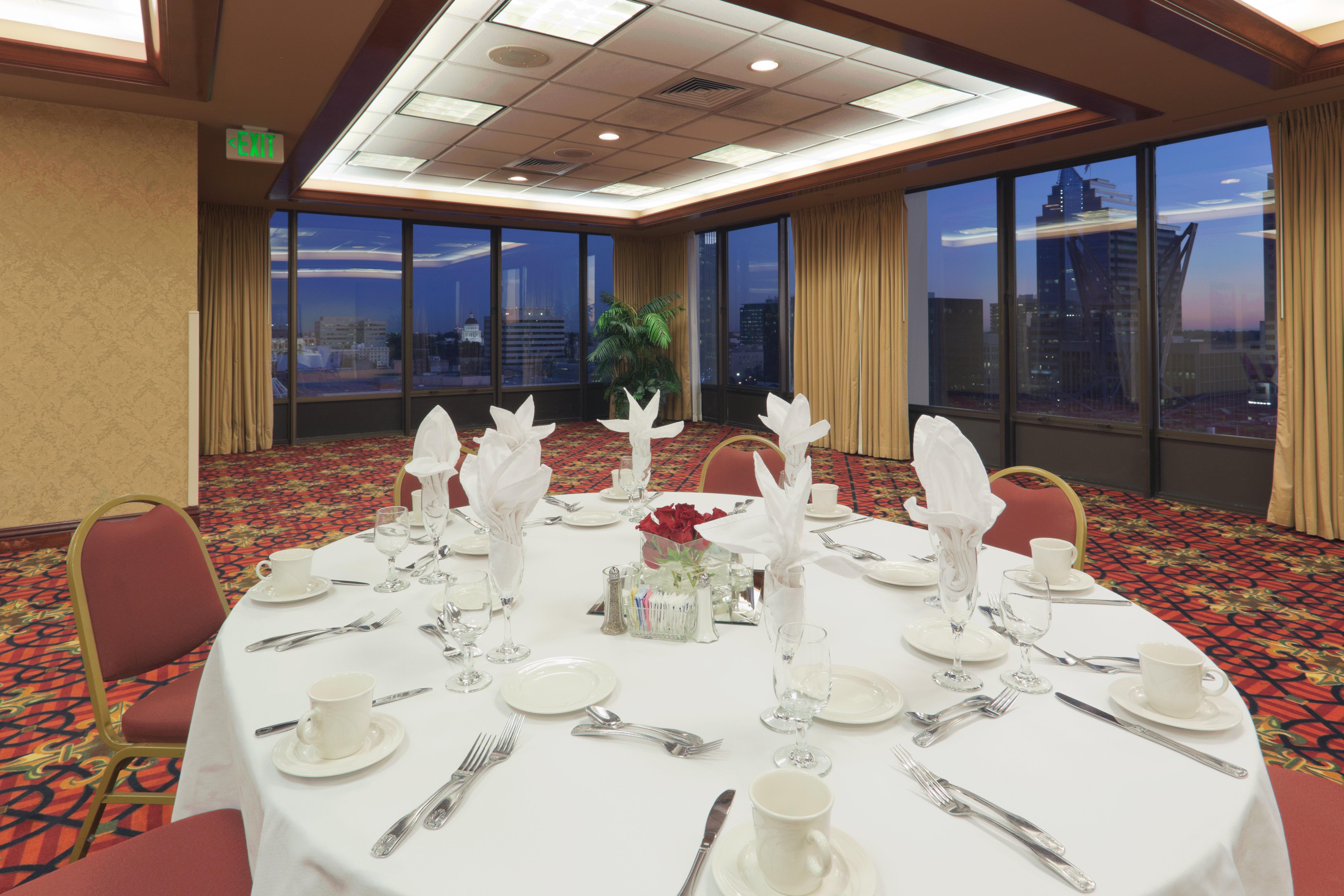 Holiday Inn Sacramento Downtown-Arena, An Ihg Hotel Экстерьер фото